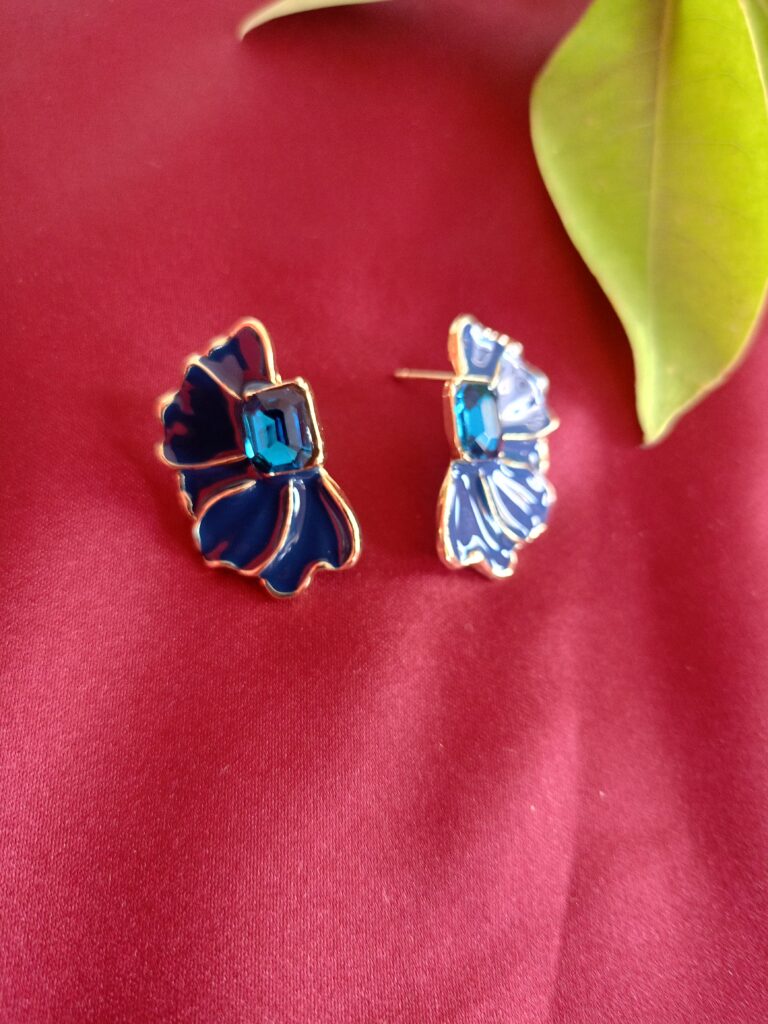 Korean Floral Stylish Anti Tarnished Women Earings