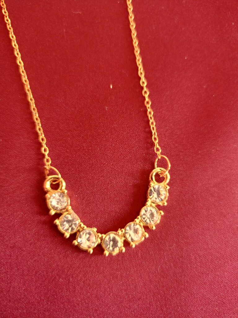 Premium Sparkling Seven Diamond Necklace For Women