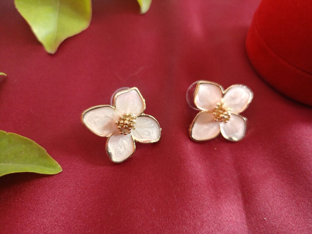 White Floral Stud Earrings For Women