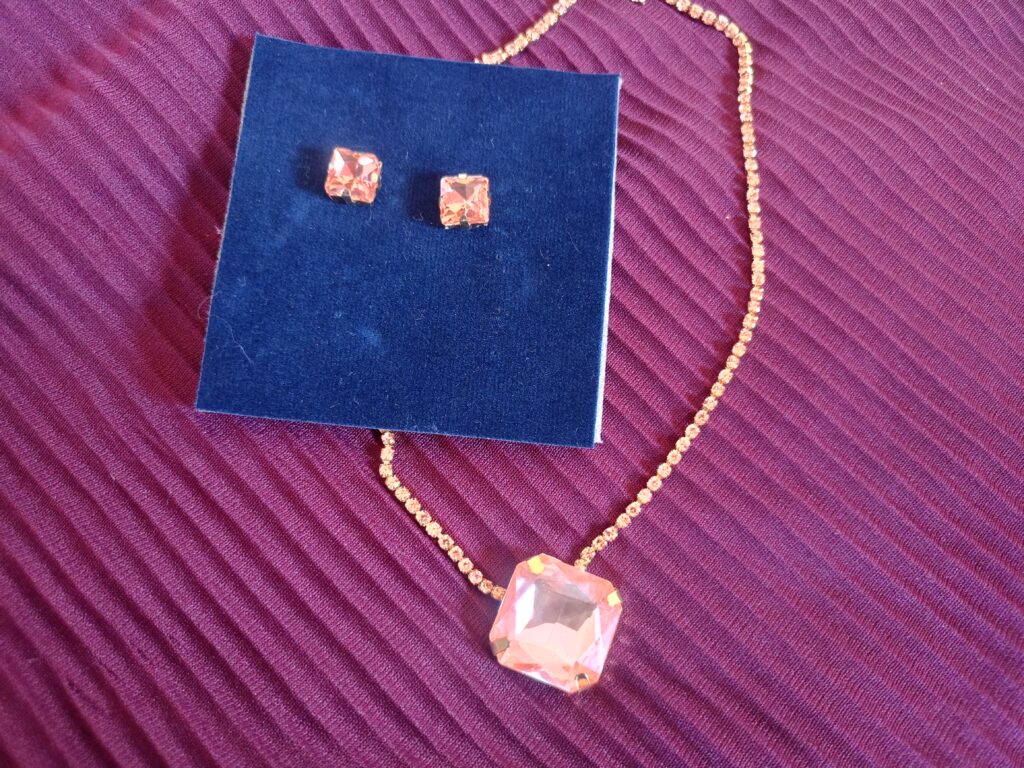 ELEGANT PINK SAPPHIRE DIAMOND NECKLACE & EARRINGS  SET